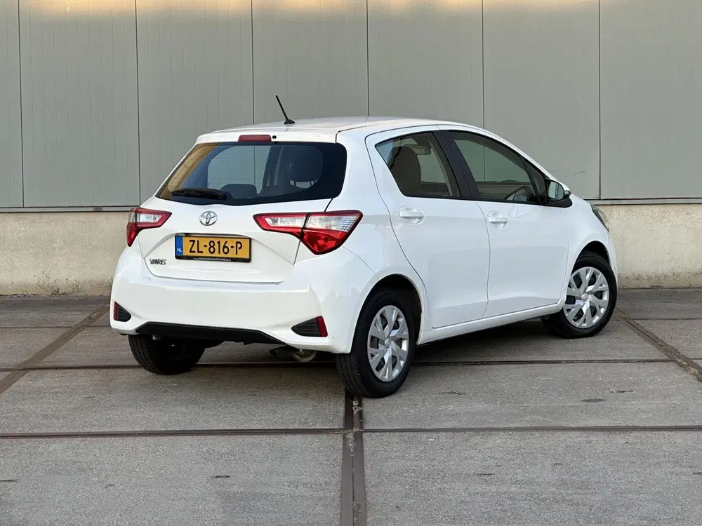 Toyota Yaris 1.0 VVT-i Active NAP dealer onderhouden uit 2019, foto 2