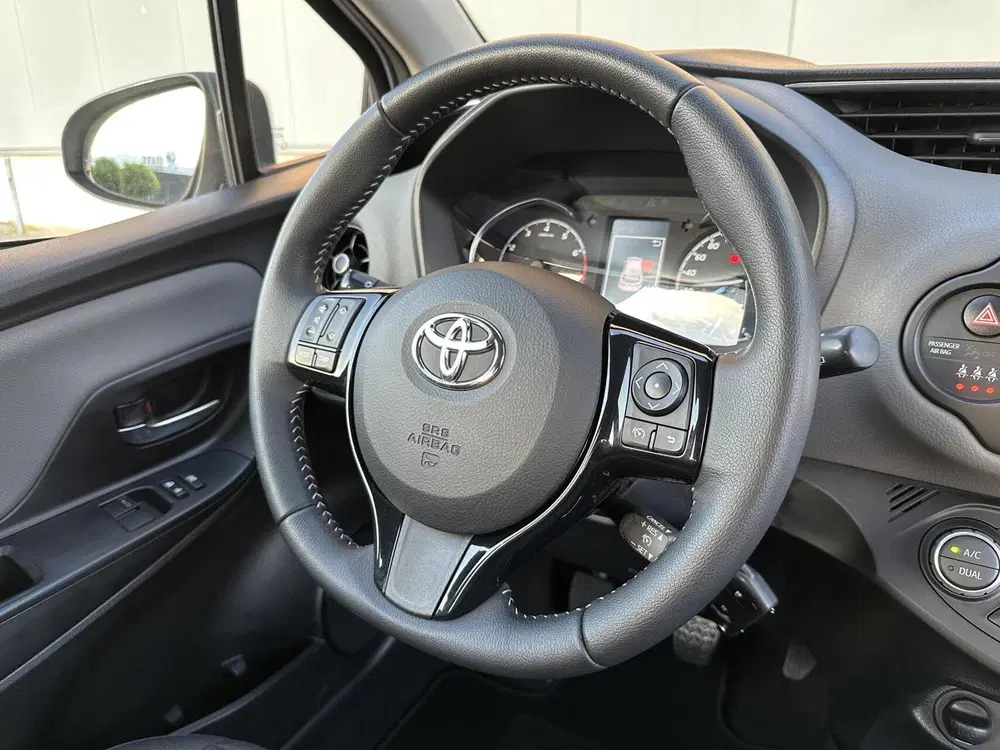 Toyota Yaris 1.0 VVT-i Active NAP dealer onderhouden uit 2019, foto 4