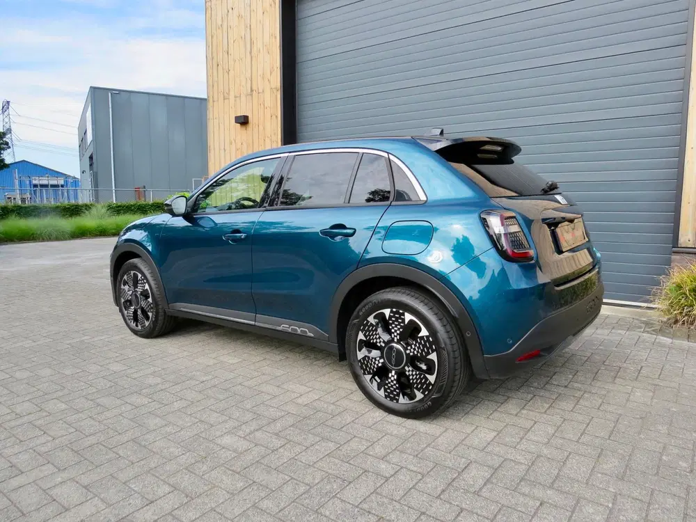Fiat 600e La Prima 54 kWh *Full option *Leder *Stoel uit 2025, foto 5