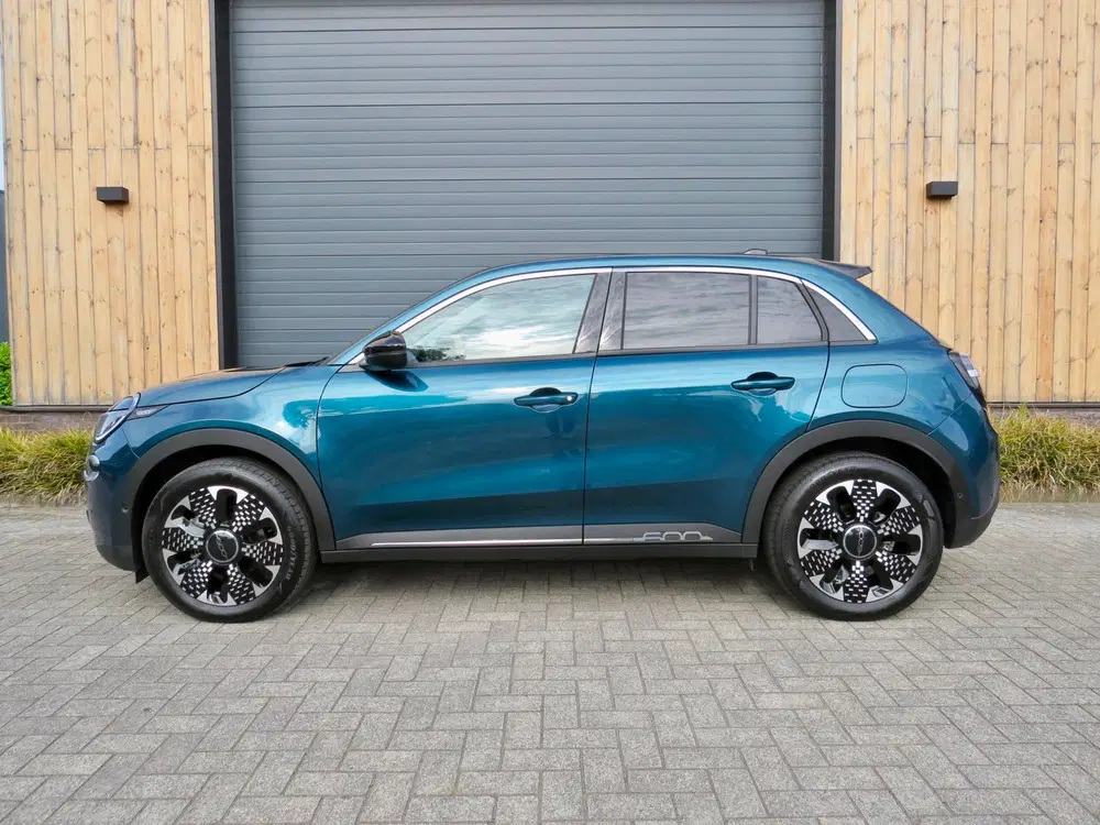 Fiat 600e La Prima 54 kWh *Full option *Leder *Stoel uit 2025, foto 7