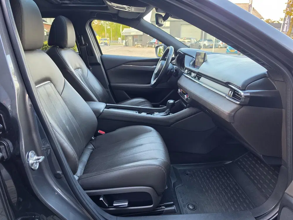 Mazda 6 2.5 SkyActiv-G 194 Signature Schuifdak uit 2019, foto 11