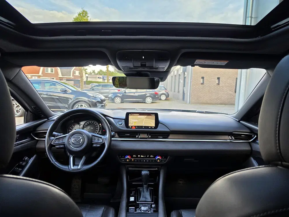 Mazda 6 2.5 SkyActiv-G 194 Signature Schuifdak uit 2019, foto 14