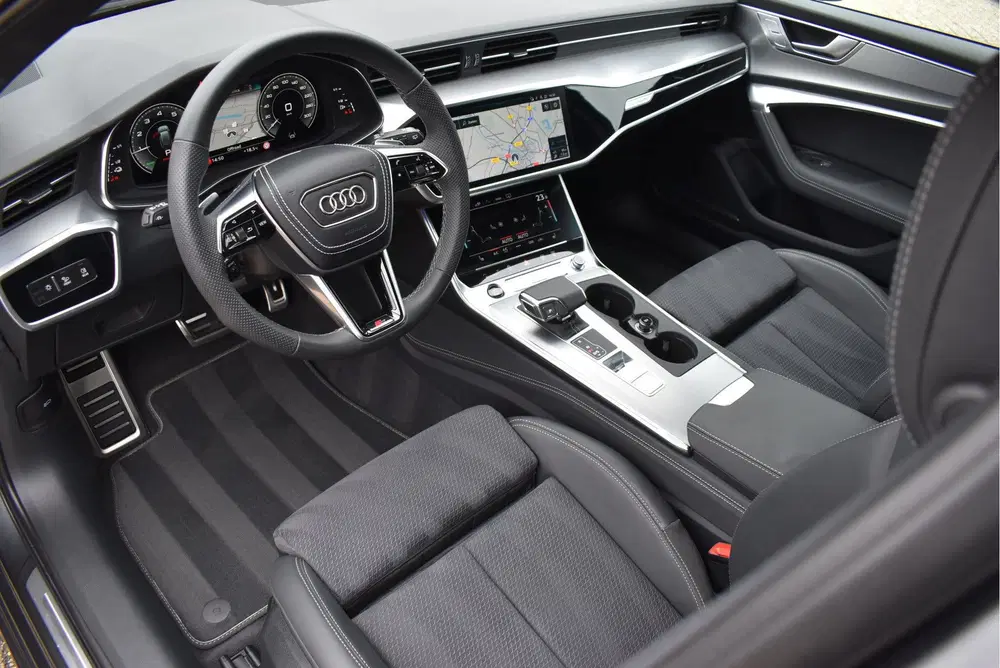 Audi A6 55 TFSI e Quattro S-Line 367 Pk Competitio uit 2023, foto 10