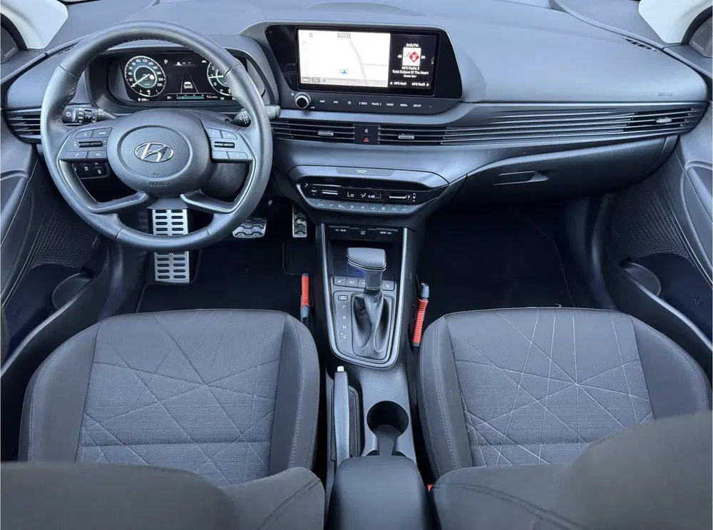 Hyundai BAYON 1.0 T-GDI PREMIUM SKY uit 2022, foto 10