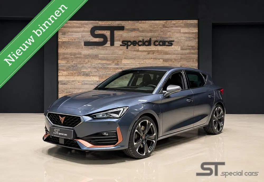 Cupra Leon 1.4 e-Hybrid VZ uit 2022