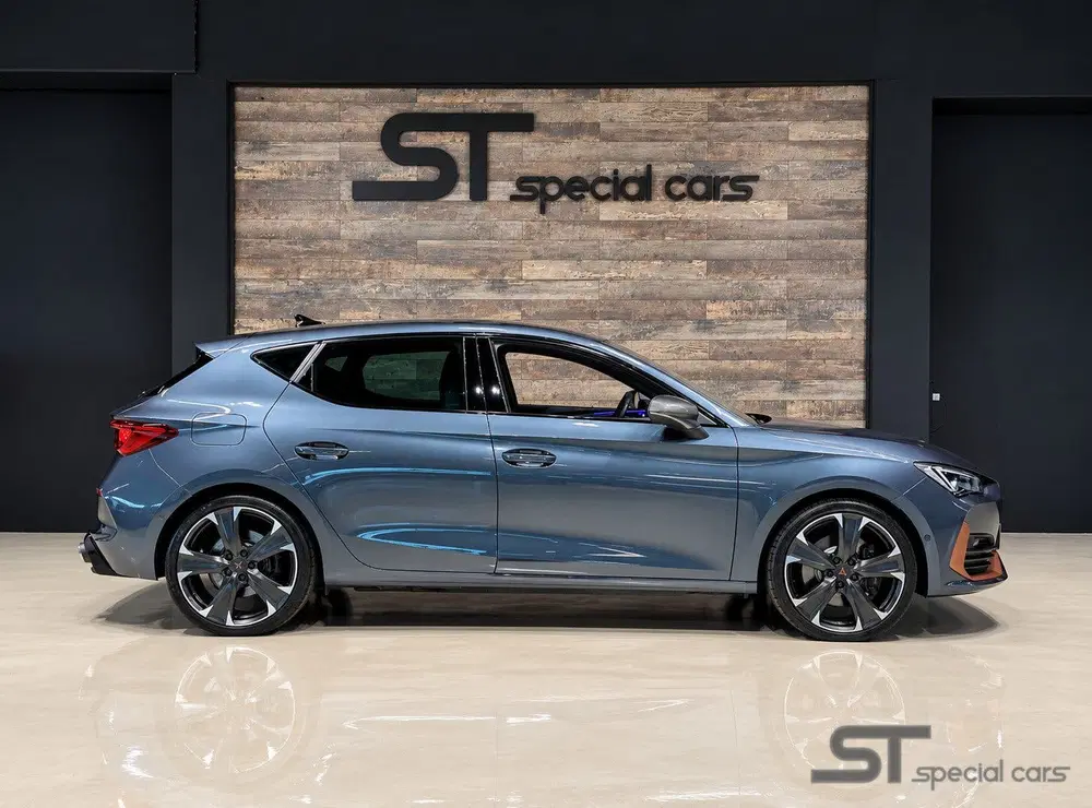 Cupra Leon 1.4 e-Hybrid VZ uit 2022, foto 4