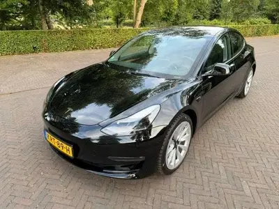 Tesla Model 3 Premium Long Range AWD 78 uit 2022
