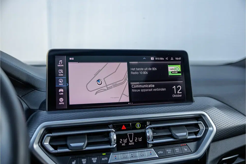 BMW iX3 High Executive 80 kWh SOH 99% M Sport uit 2022, foto 13