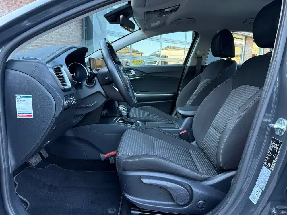 Kia Ceed 1.0 T-GDi MHEV DynamicLine N.A.P. carpl uit 2023, foto 9