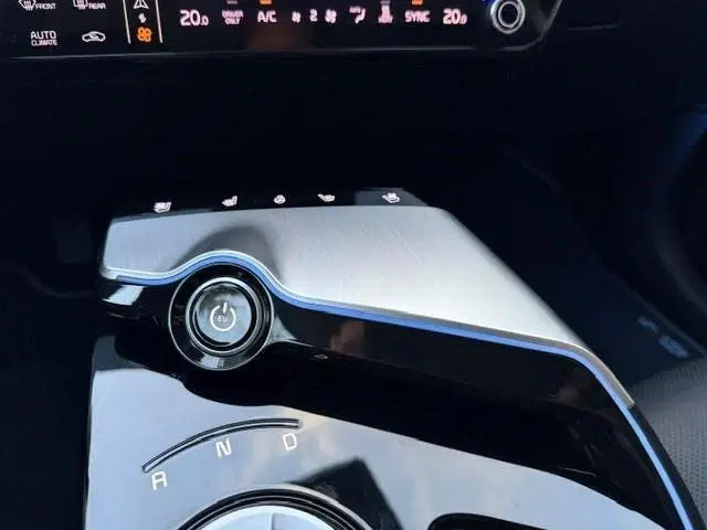 Kia EV6 Plus 77 uit 2022, foto 12