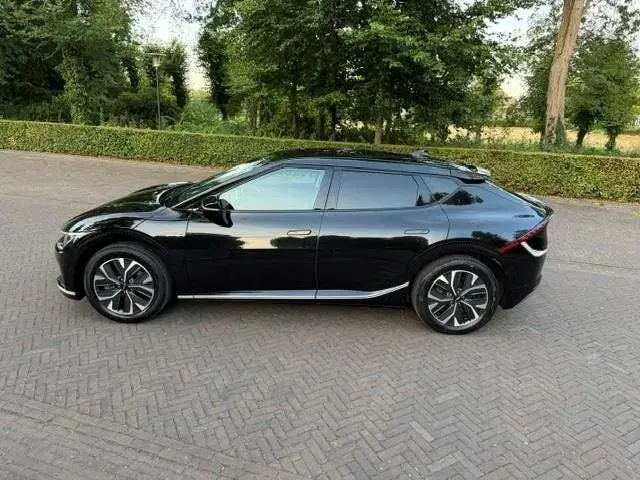 Kia EV6 Plus 77 uit 2022, foto 3