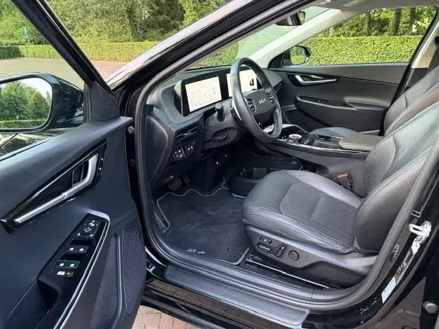 Kia EV6 Plus 77 uit 2022, foto 5