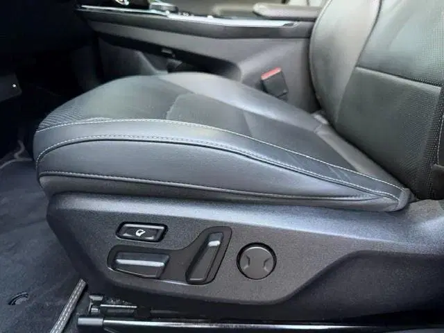 Kia EV6 Plus 77 uit 2022, foto 8