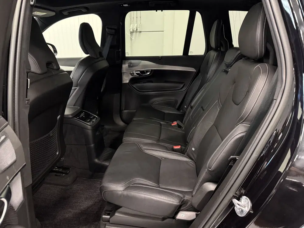 Volvo XC90 T8 Recharge AWD R-Design PANO uit 2023, foto 14