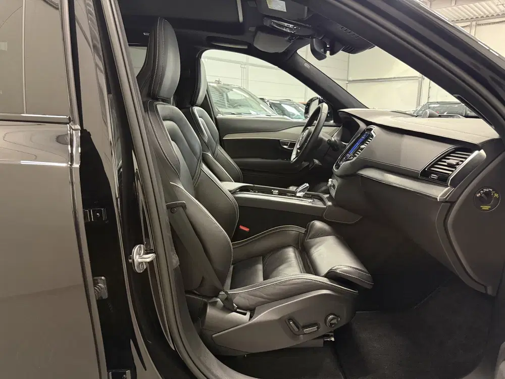 Volvo XC90 T8 Recharge AWD R-Design PANO uit 2023, foto 15
