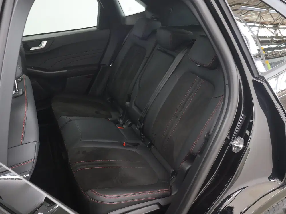 Ford Kuga 2.5 PHEV ST-Line X uit 2025, foto 11