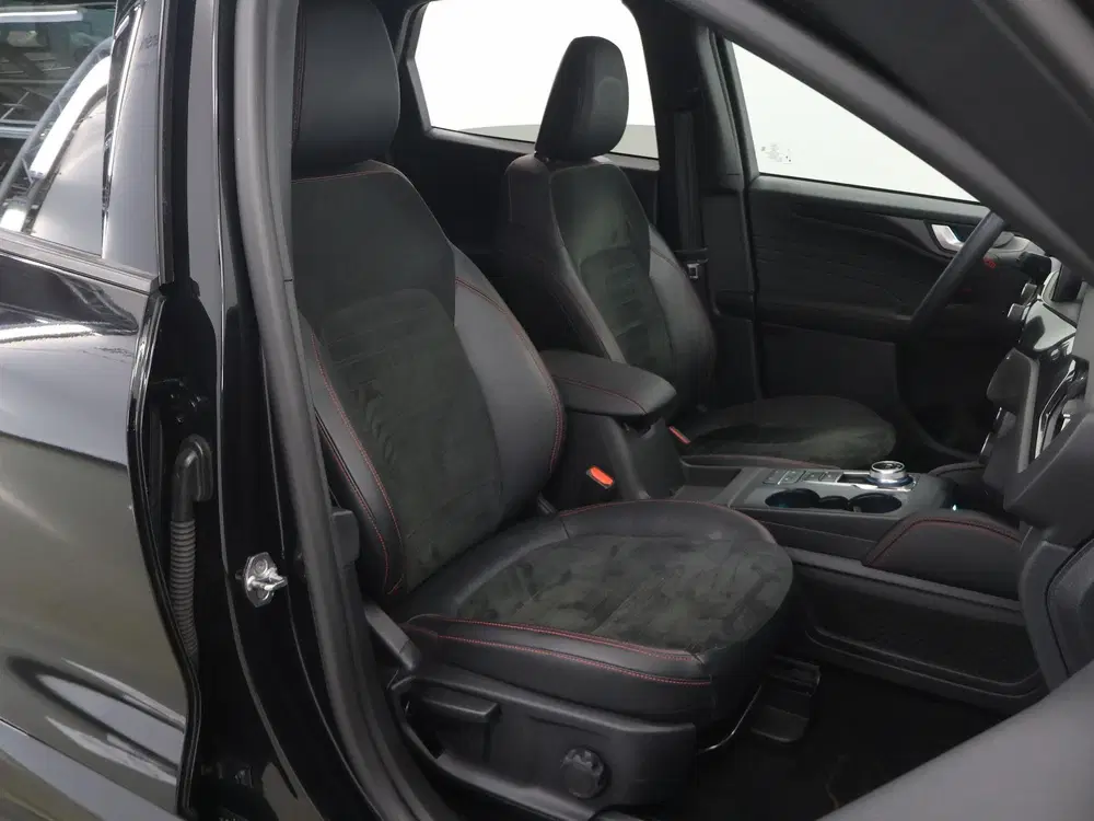 Ford Kuga 2.5 PHEV ST-Line X uit 2023, foto 10