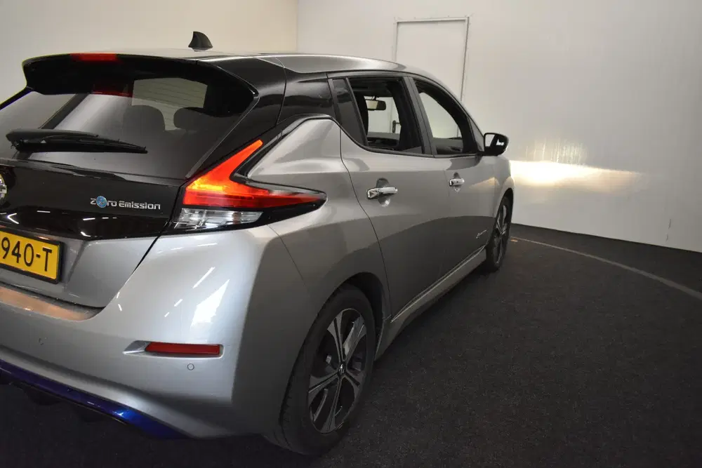 Nissan Leaf N-Connecta 40 kWh 360° Camera (bj 2019) uit 2019, foto 15
