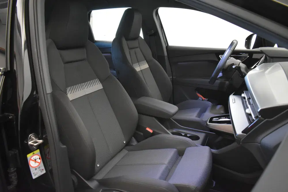 Audi Q4 e-tron 40 Launch edition Advanced 77 kWh Camera E uit 2021, foto 11