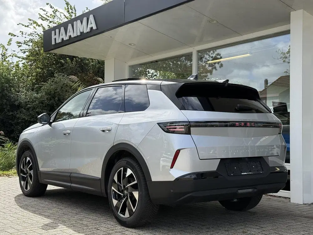 Opel Grandland 1.2 Turbo Hybrid GS uit 2025, foto 3