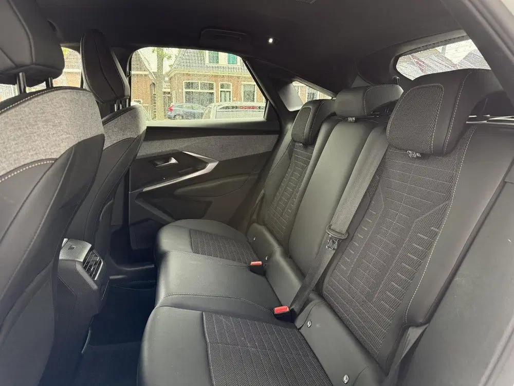 Peugeot 3008 1.2 Hybrid 136 Allure uit 2024, foto 10