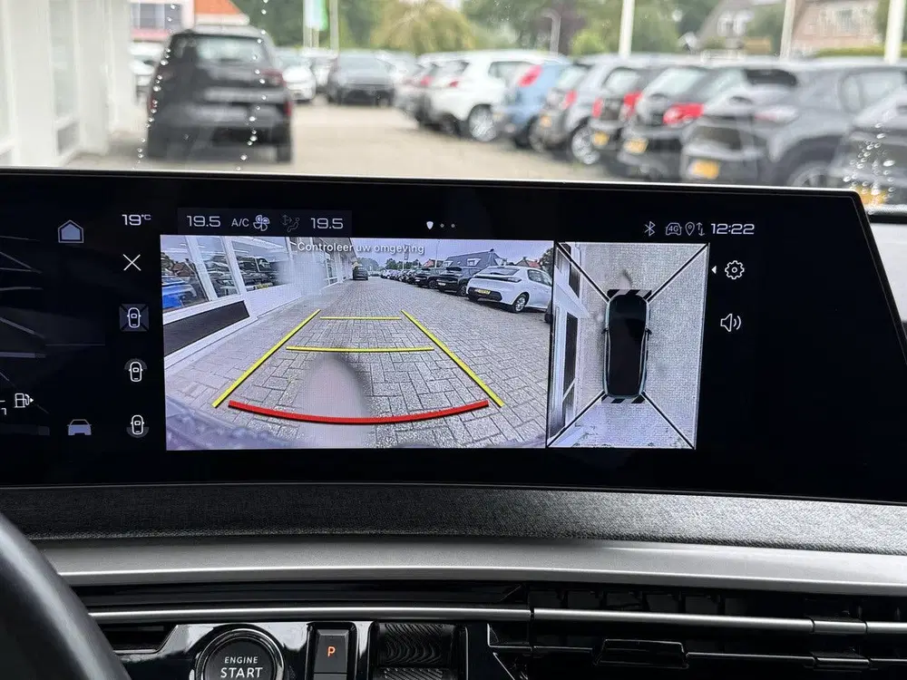 Peugeot 3008 1.2 Hybrid 136 Allure uit 2024, foto 11