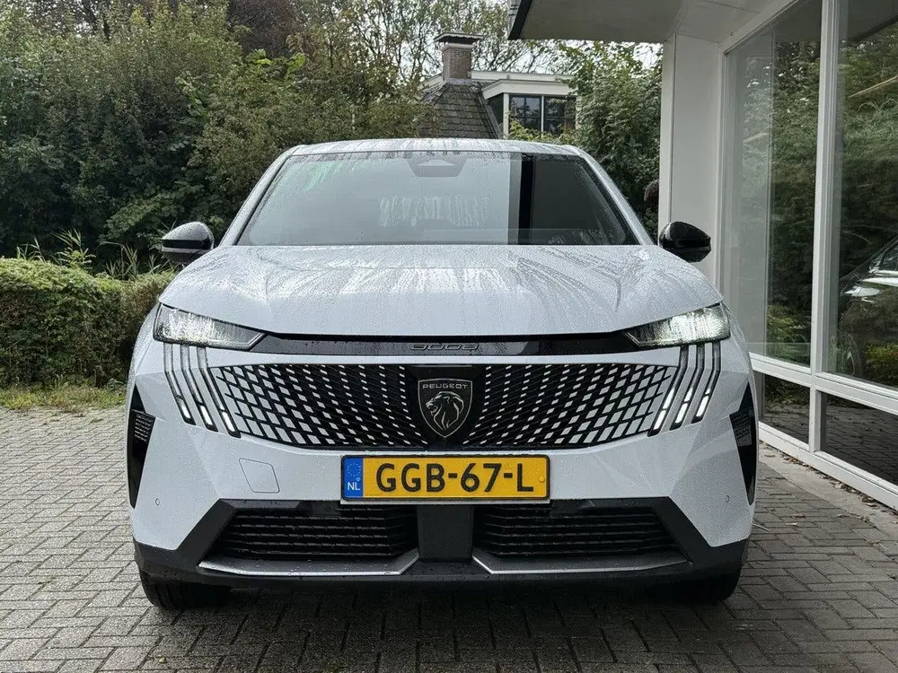 Peugeot 3008 1.2 Hybrid 136 Allure uit 2024, foto 6