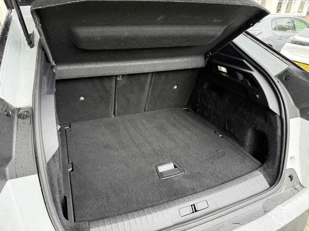 Peugeot 3008 1.2 Hybrid 136 Allure uit 2024, foto 9