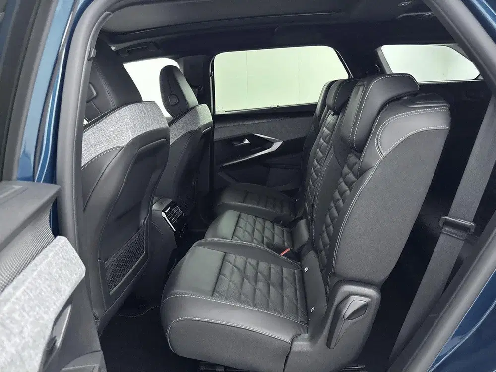 Peugeot 5008 1.6 Plug-in Hybrid 195pk GT Exclusive uit 2026, foto 13