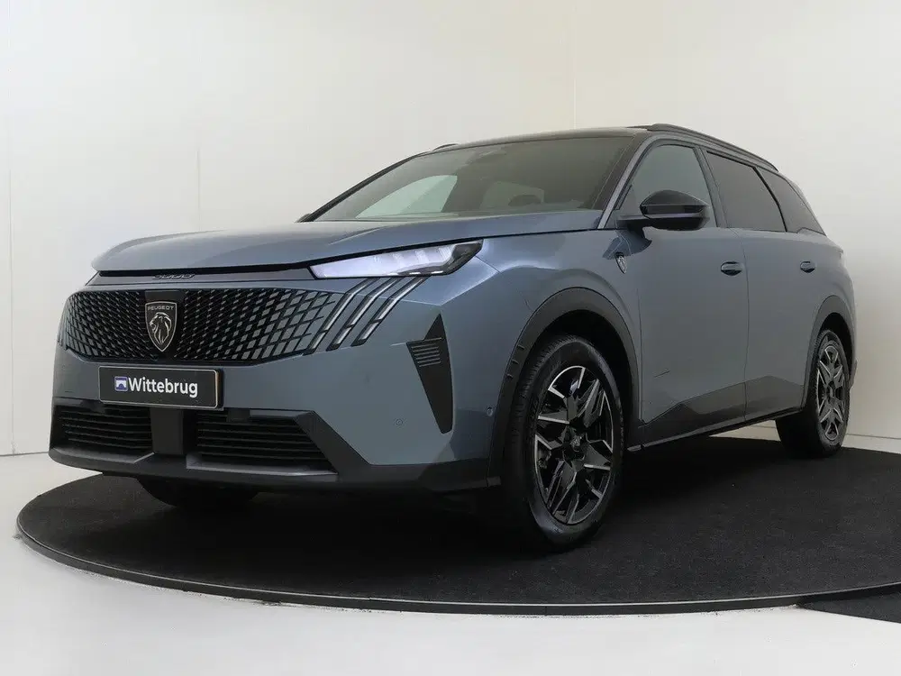 Peugeot 5008 1.2 Hybrid 145 GT Exclusive 7p DEMO 8 JAAR uit 2026