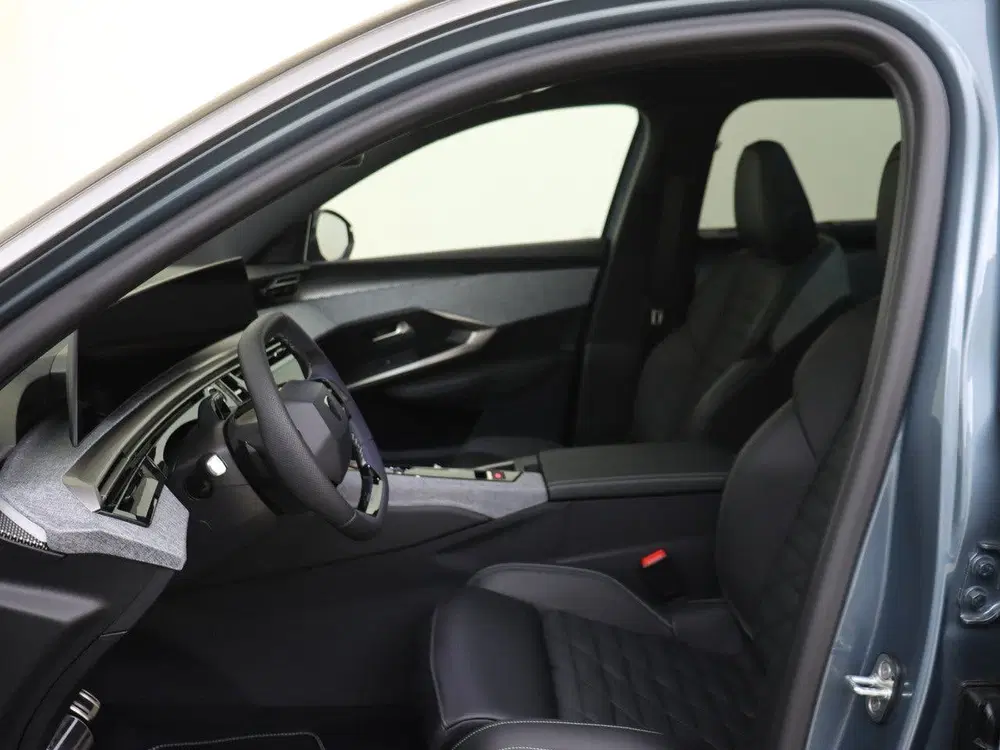 Peugeot 5008 1.2 Hybrid 145 GT Exclusive 7p DEMO 8 JAAR uit 2026, foto 10