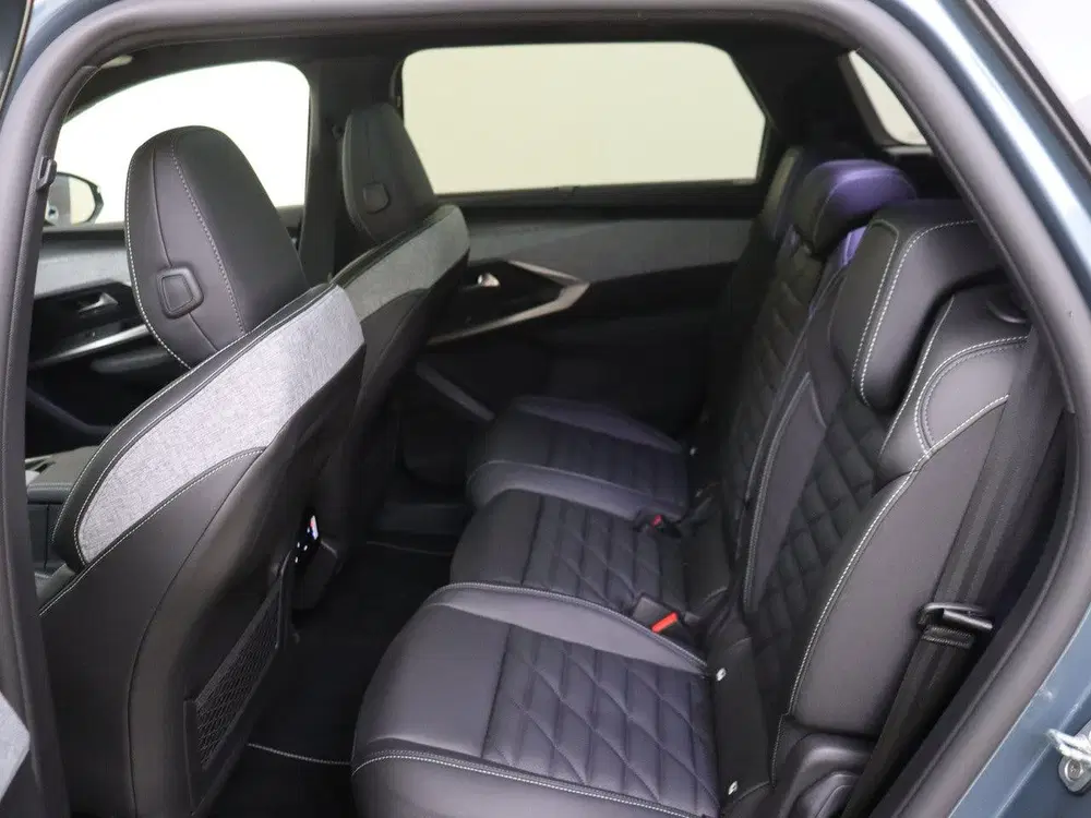 Peugeot 5008 1.2 Hybrid 145 GT Exclusive 7p DEMO 8 JAAR uit 2026, foto 12