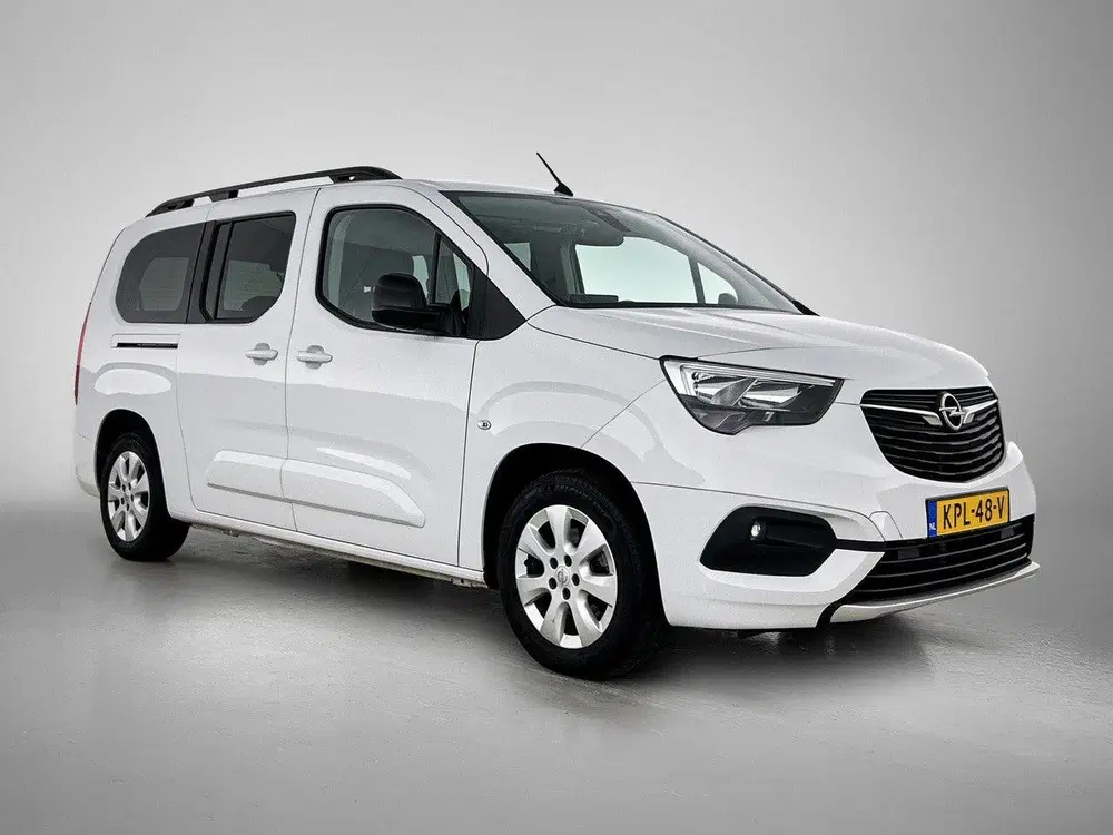 Opel Combo Life L2 Elegance 50 kWh 136pk Automaat uit 2023, foto 2