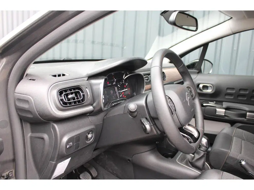 Citroën C3 1.2 PureTech Feel Edition Navigatie uit 2023, foto 13