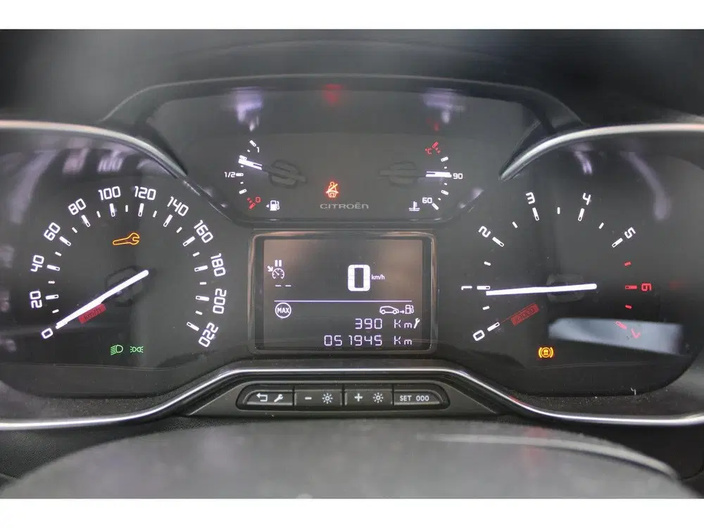 Citroën C3 1.2 PureTech Feel Edition Navigatie uit 2023, foto 9
