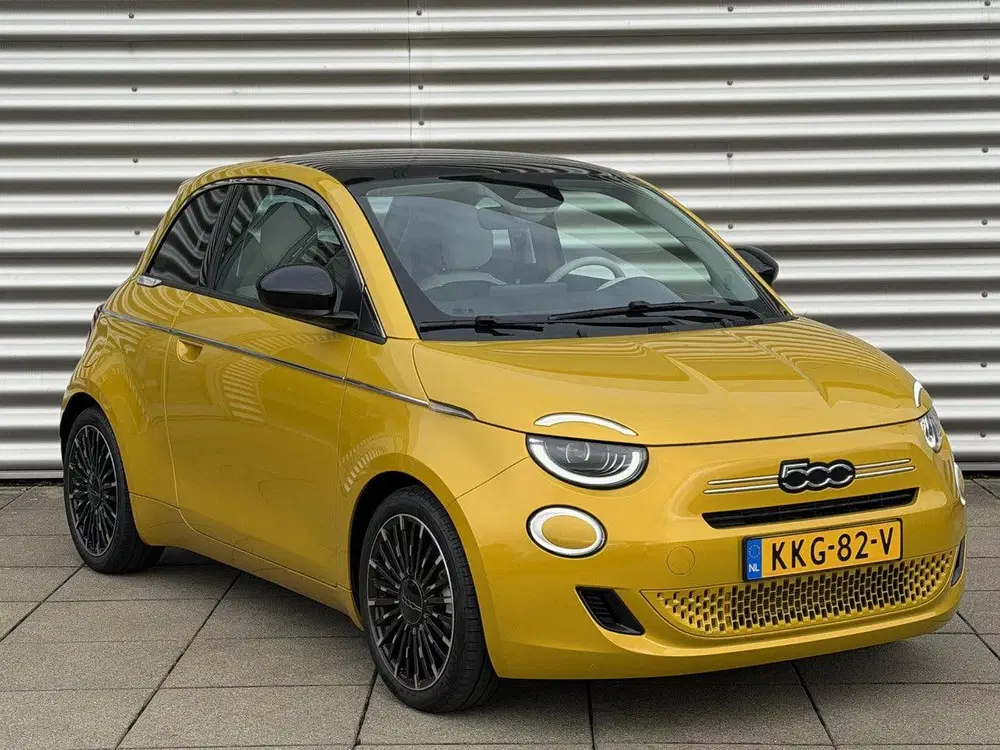 Fiat 500 1.0 Hybrid La Prima uit 2026, foto 3