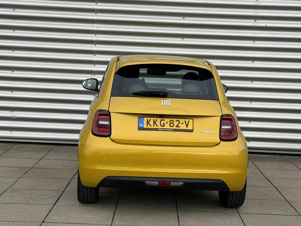 Fiat 500 1.0 Hybrid La Prima uit 2026, foto 4