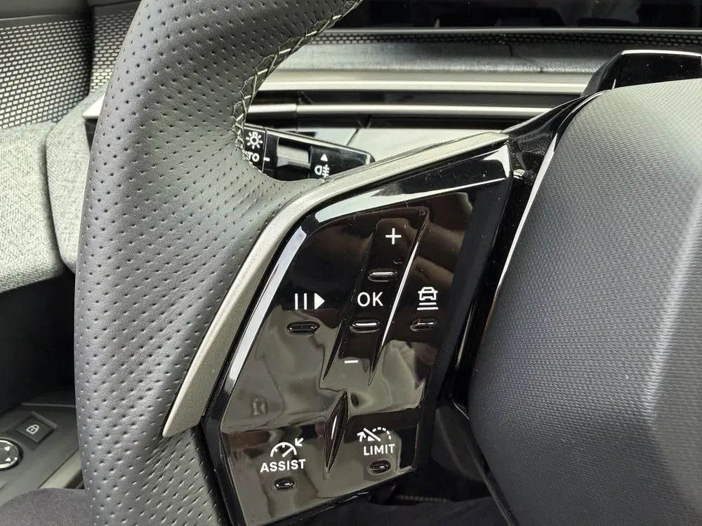 Peugeot 5008 1.2 Hybrid 145 GT 7p uit 2026, foto 11