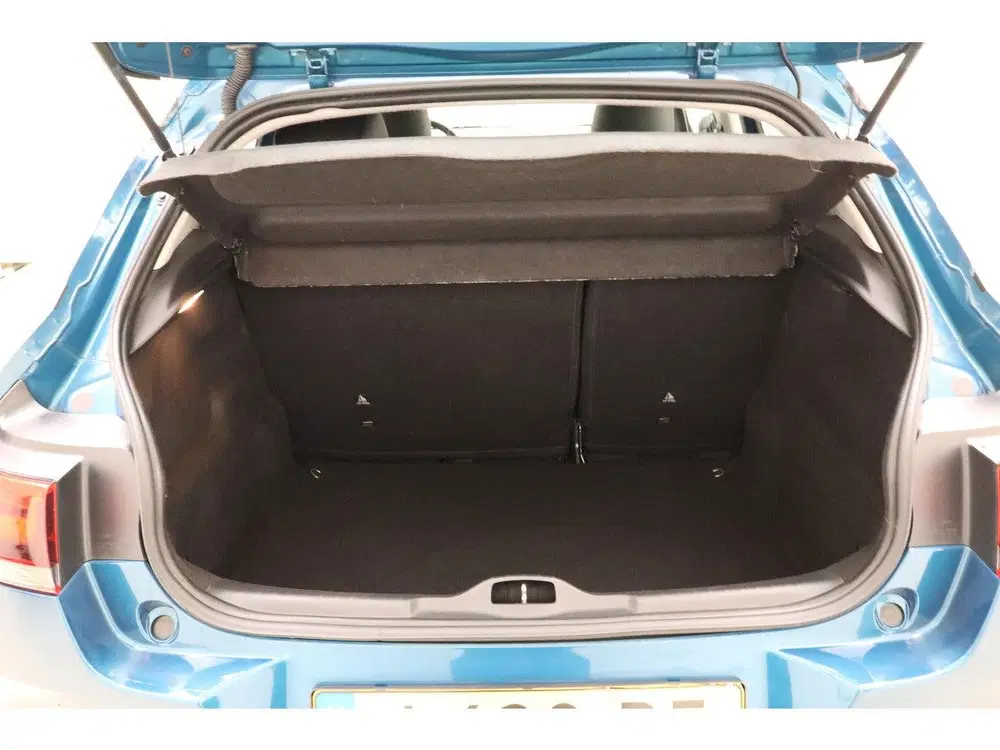 Citroën C4 Cactus 1.2 PureTech 110pk Business uit 2020, foto 3