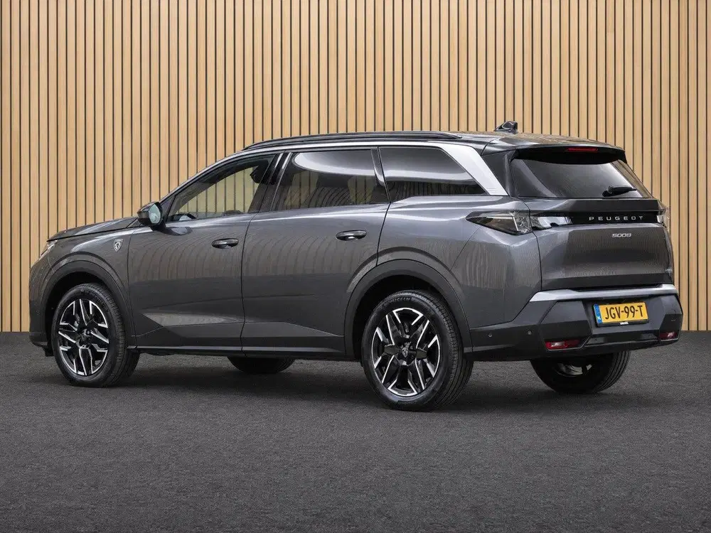Peugeot 5008 1.2 Hybrid 136 GT 7p Automaat uit 2025, foto 2