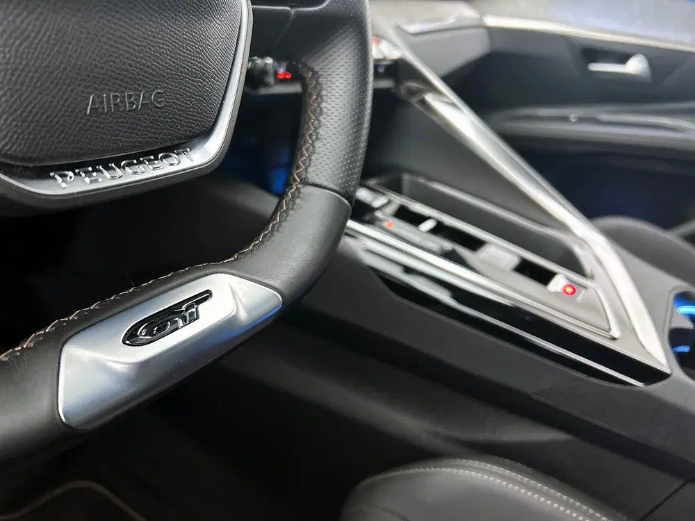 Peugeot 5008 Hybrid 145pk Automaat GT uit 2024, foto 11
