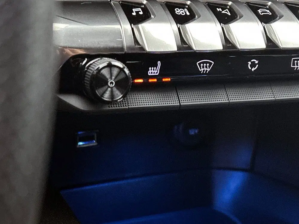 Peugeot 5008 Hybrid 145pk Automaat GT uit 2024, foto 8