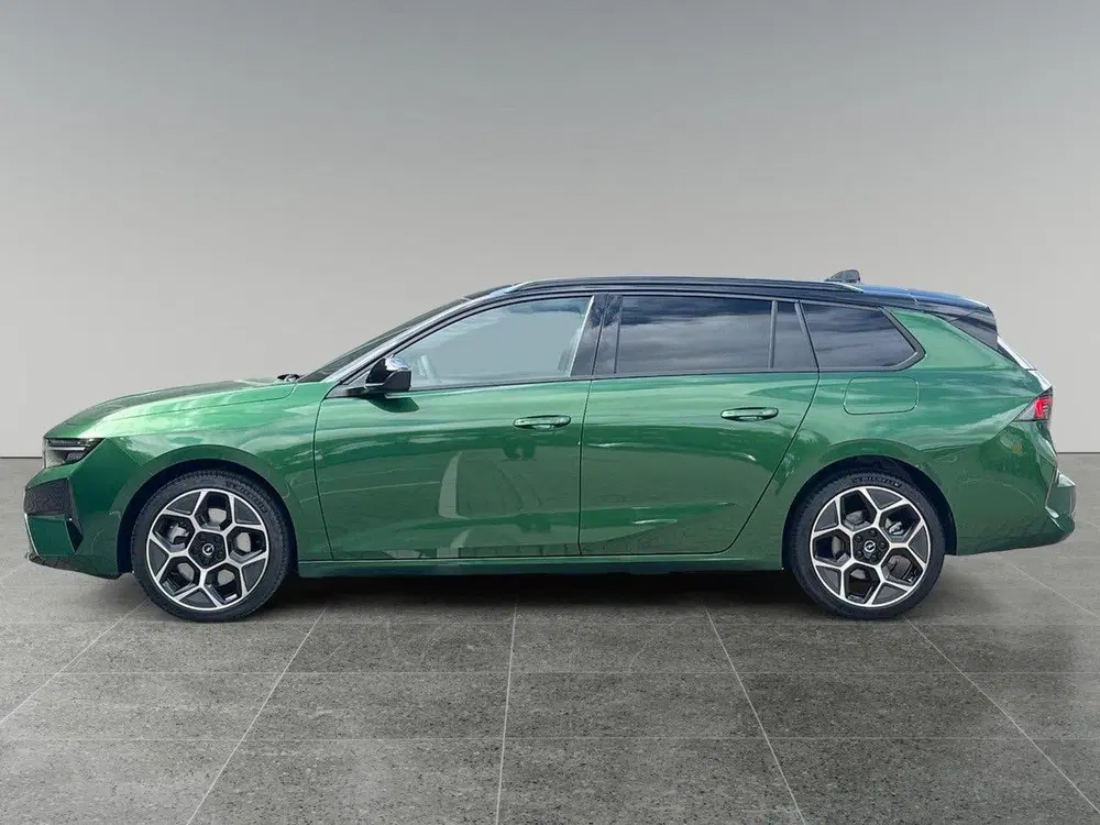 Opel Astra ST Ultimate 1.6 Turbo PHEV 195pk uit 2026, foto 2