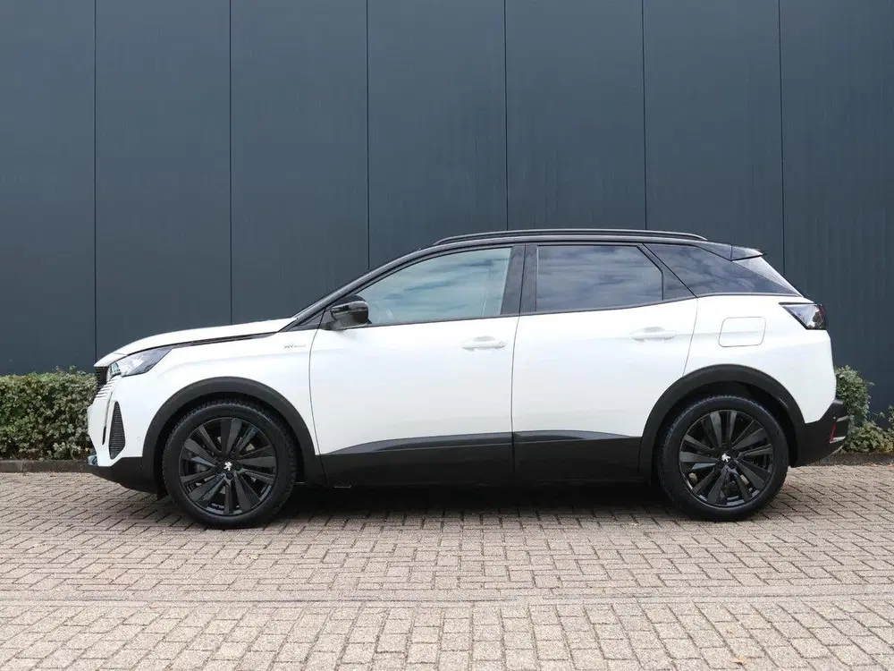 Peugeot 3008 225pk HYbrid GT uit 2022, foto 3