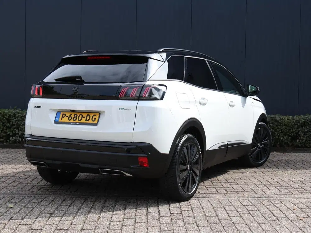 Peugeot 3008 225pk HYbrid GT uit 2022, foto 6