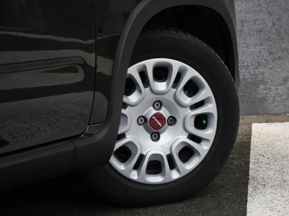 Fiat Panda Urban 1.0 Hybrid 70pk PDC ACHTER uit 2024, foto 7