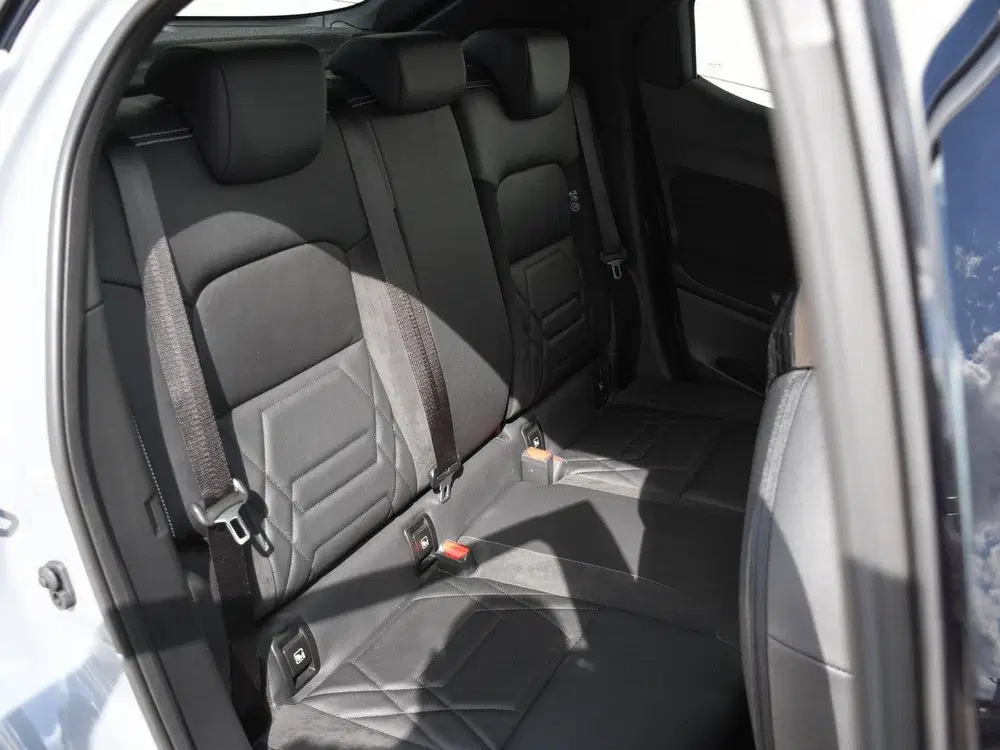Nissan Juke N-Design 1.6 Hybrid 140pk Automaat 360 CAM uit 2024, foto 11