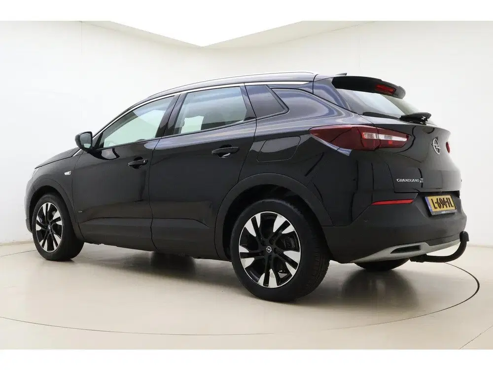 Opel Grandland 1.6 Turbo Hybrid Business Elegance 225 PK uit 2021, foto 12