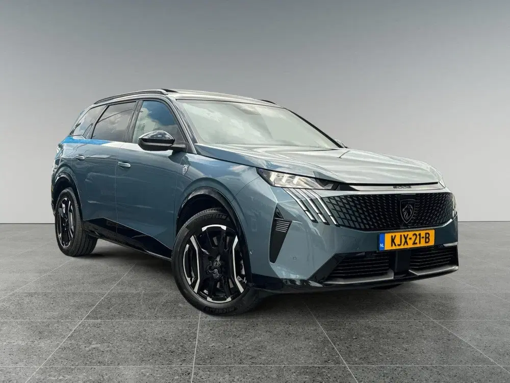 Peugeot 5008 GT EV 73kWh 210pk uit 2026, foto 2