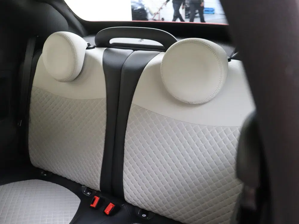 Fiat 500C 1.0 Hybrid Dolcevita uit 2022, foto 12